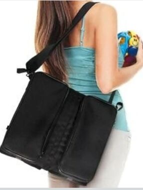 SandiBlu's Cot-O-Matic Baby Diaper Travel Bag